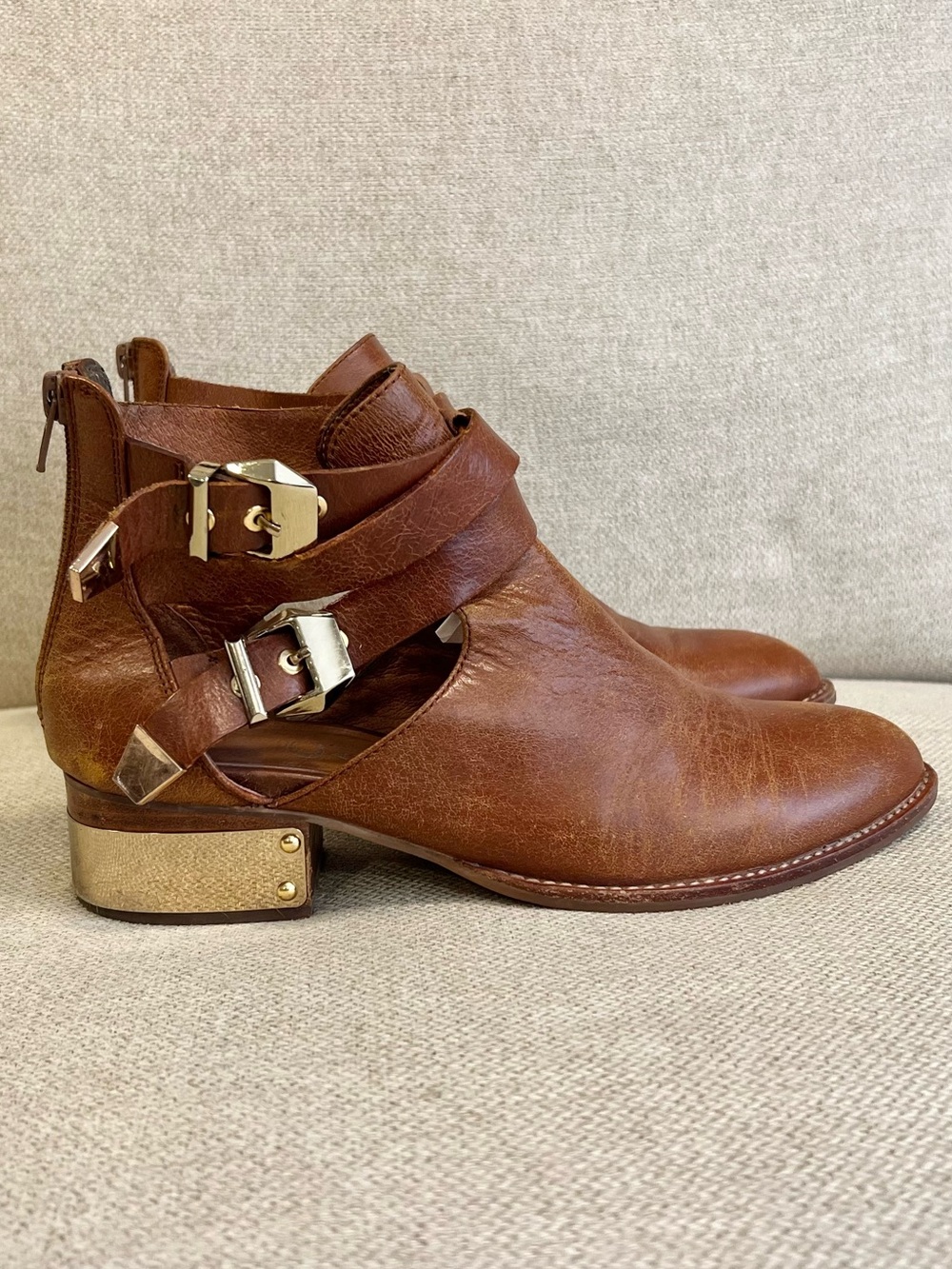 Jeffrey Campbell Everly Size 9 Cognac Leather Buckle Booties Metallic Heel